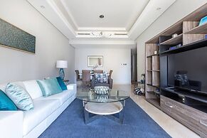 Superb & Incomparable 2BR With Study in the Heart of Downtown Dubai!