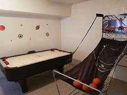 Four Bedroom Pool Home - 1513 IOT - Vusa