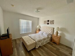 Four Bedroom Pool Home - 143 FL - Vusa