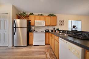 Four Bedroom Pool Home - 143 FL - Vusa