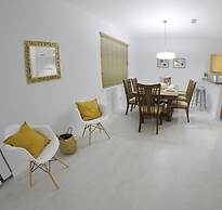 Four Bedroom Pool Home - 1008 RR - Vusa