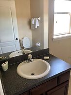 Four Bedroom Pool Home - 150 EP - Vusa