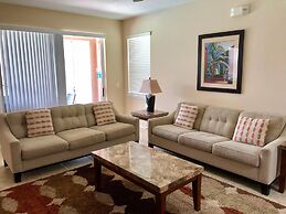 Four Bedroom Pool Home - 150 EP - Vusa