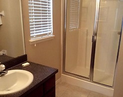 Four Bedroom Pool Home - 150 EP - Vusa