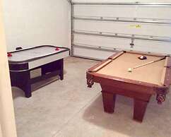 Four Bedroom Pool Home - 150 EP - Vusa