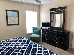 Four Bedroom Pool Home - 150 EP - Vusa