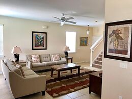 Four Bedroom Pool Home - 150 EP - Vusa