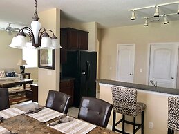 Four Bedroom Pool Home - 150 EP - Vusa