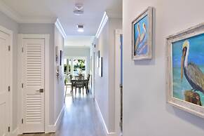 Bayview South 801 Eisenhower Dr. #6