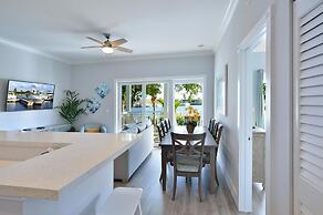 Bayview South 801 Eisenhower Dr. #6