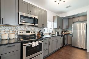 Abode Houston - Montrose Downtown