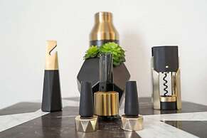 Abode Houston - Montrose Downtown