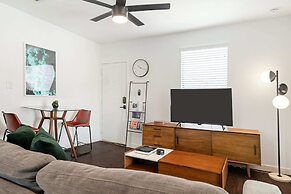 Abode Houston - Montrose Downtown