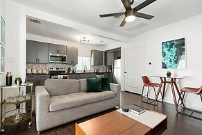 Abode Houston - Montrose Downtown