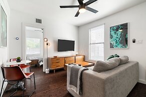 Abode Houston - Montrose Downtown