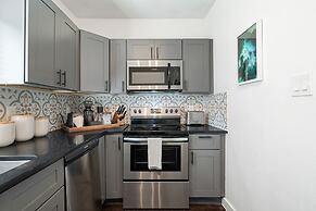 Abode Houston - Montrose Downtown