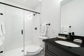 Abode Houston - Montrose Downtown