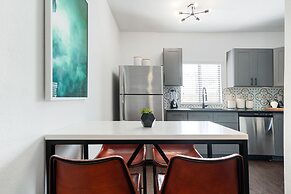 Abode Houston - Montrose Downtown