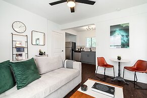 Abode Houston - Montrose Downtown
