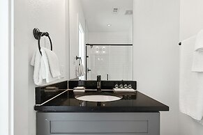 Abode Houston - Montrose Downtown