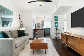 Abode Houston - Montrose Downtown