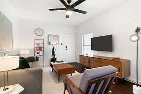 Abode Houston - Montrose Downtown