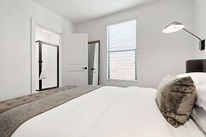 Abode Houston - Montrose Downtown