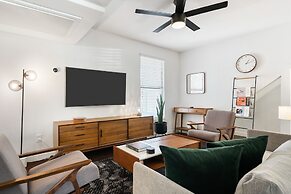 Abode Houston - Montrose Downtown