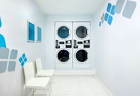 Hilton Garden Inn Jakarta Taman Palem