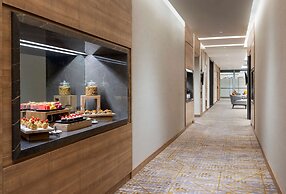 Hilton Garden Inn Jakarta Taman Palem