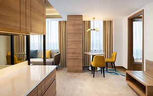 Hilton Garden Inn Jakarta Taman Palem