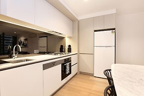 Orange Stay At Melbourne Quarter