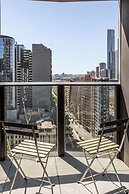 Orange Stay At Melbourne Quarter