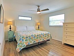 Siesta Heron Suites & Villas