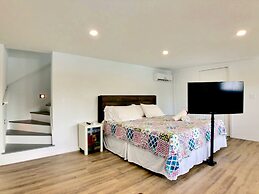 Siesta Heron Suites & Villas