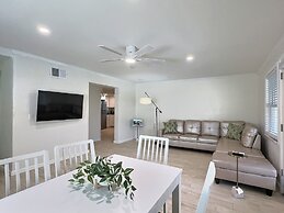 Siesta Heron Suites & Villas