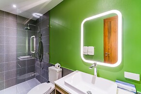 HSH V3 4 Bed Sea View Bang Por