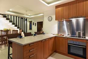 Modern Tropical Villa