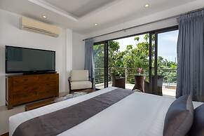 Modern Tropical Villa