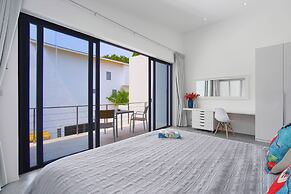 Villa Palm Vista - Luxury, Private Pool Villa