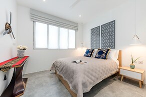 Villa Palm Vista - Luxury, Private Pool Villa