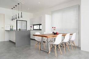 Villa Palm Vista - Luxury, Private Pool Villa