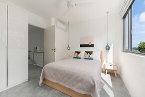 Villa Palm Vista - Luxury, Private Pool Villa