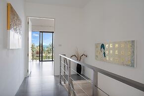 Villa Palm Vista - Luxury, Private Pool Villa