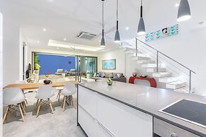 Villa Palm Vista - Luxury, Private Pool Villa