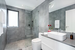 Villa Casa Bella - Luxury, Private Pool Villa