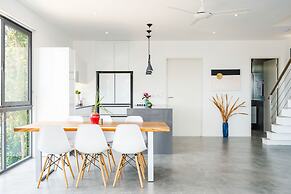 Villa Casa Bella - Luxury, Private Pool Villa