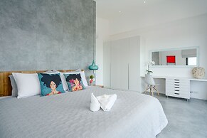 Villa Casa Bella - Luxury, Private Pool Villa