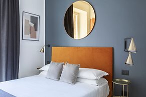 ROMAC - Trinity II with Sauna & Hot Tub