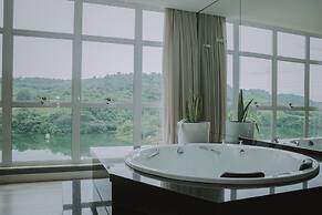 Grand Suites Family Resort